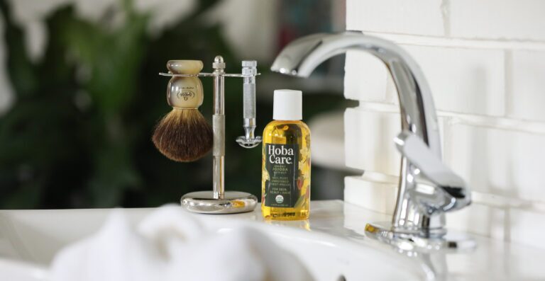 jojoba oil for the perfect shave
