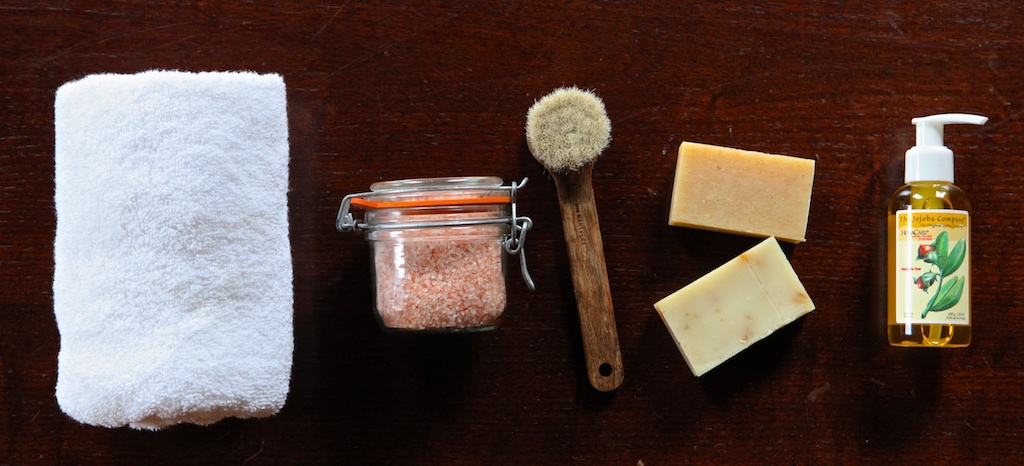 mother's day bathing gift basket idea with jojoba