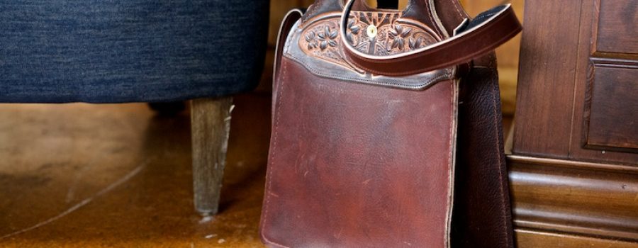 using jojoba to protect leather purses